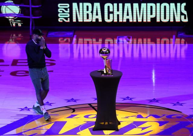 LDN-L-LAKERS-0513-KB9.jpg